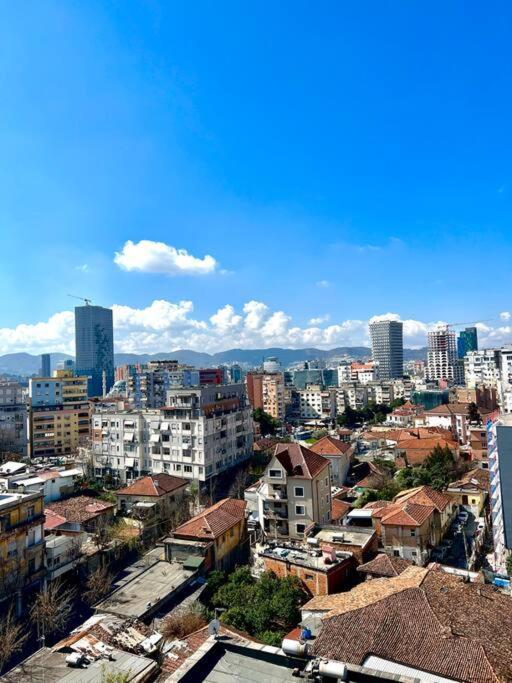 Central Tirana Flat Near Bazaar Экстерьер фото